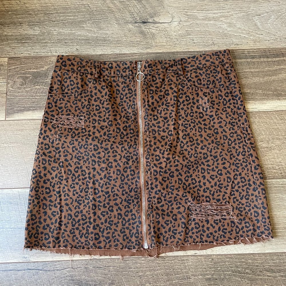 Womens Leopard Print Mini Skirt